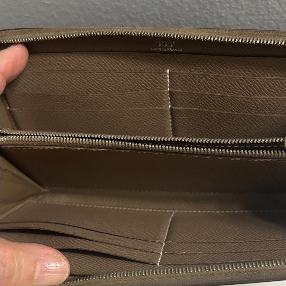 Hermes Brown Leather Zip Around Wallet France - Picture 3 of 14